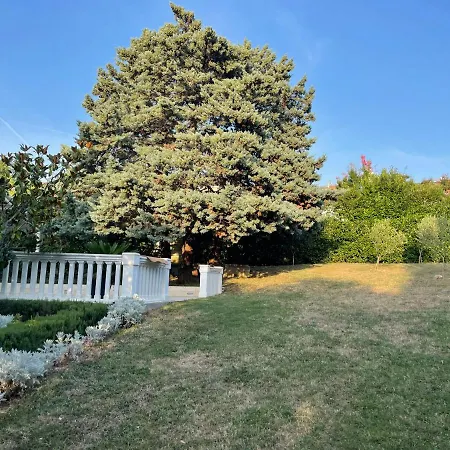 Villa Monika